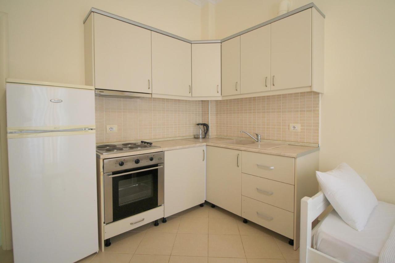 Sunset Apartments Berdenesh Sarande Exterior photo